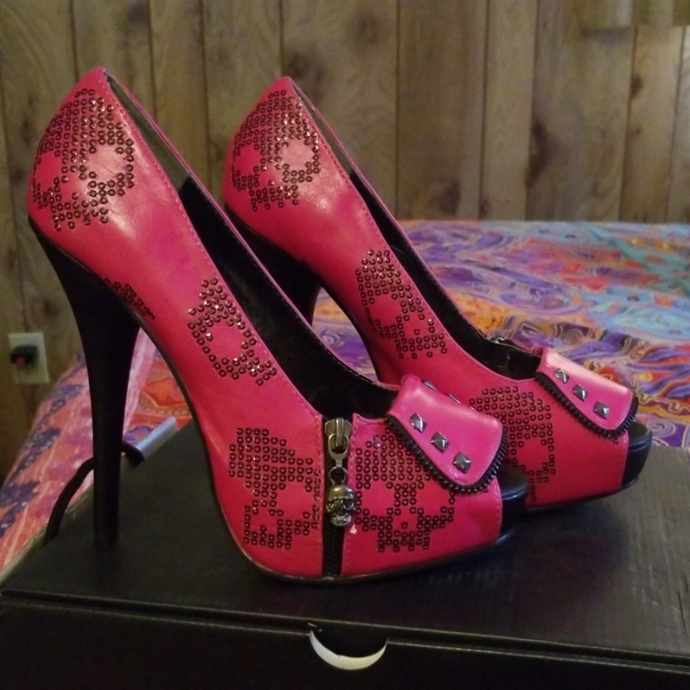 Iron Fist Ruff Rider Platform